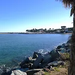 Les Calanques De By Interhome アパート サン・エギュルフ