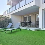Appartement Les Calanques De By Interhome