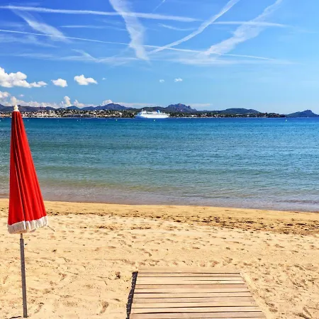 Les Calanques De By Interhome *