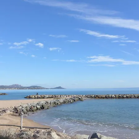 Les Calanques De By Interhome *
