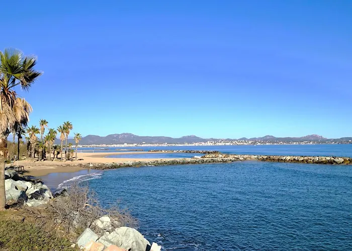 Les Calanques De By Interhome *